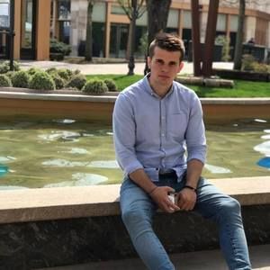 Meet your Posher, Cosmin